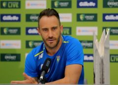 Watch – Faf du Plessis Hilariously Drops His Pant To Tease His Colleagues