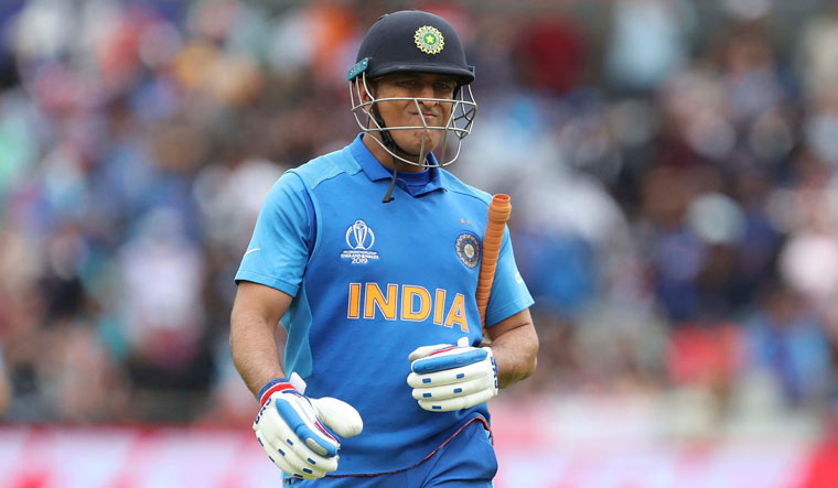 4 Reasons Why MS Dhoni Announced His Retirement On 15 August At 19:29