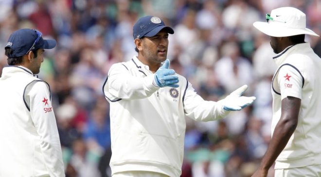 Dhoni thought don't understand Hindi