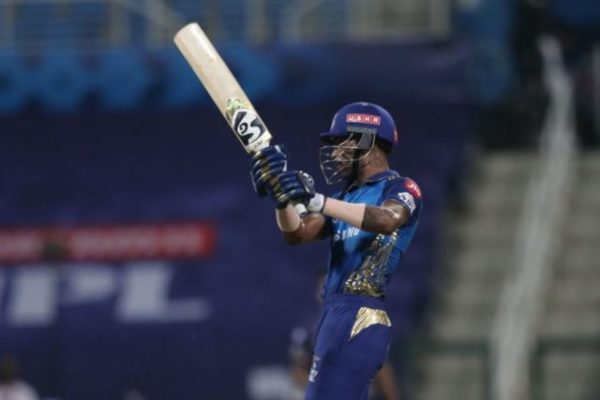 Watch – Hardik Pandya Slaps Pat Cummins For A Six Over Mid-Wicket