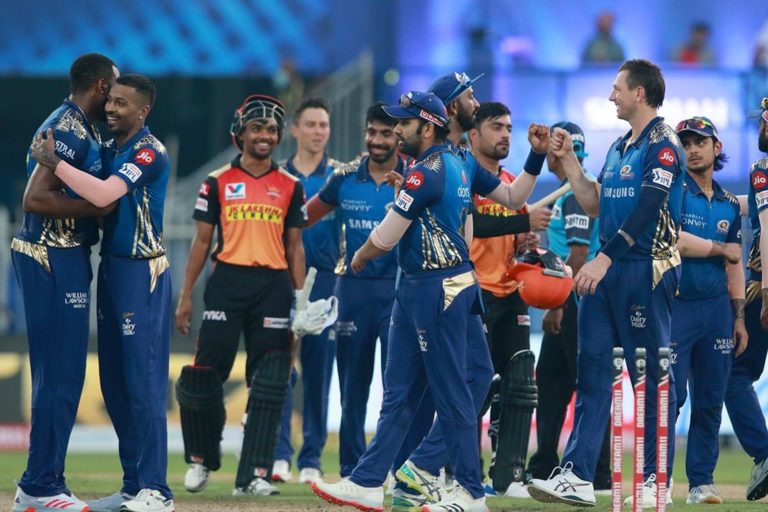 Sunrisers Hyderabad vs Mumbai Indians Match Report