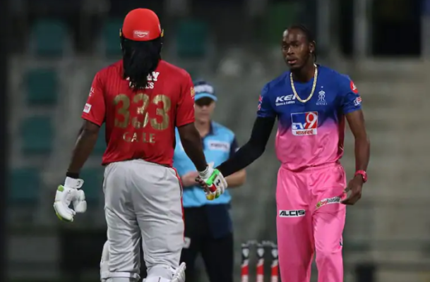 Virender Sehwag Hails Chris Gayle As "T20 Ka Bradman"