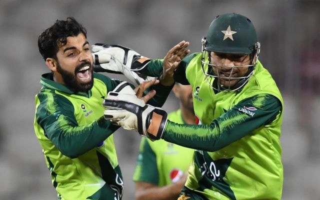 Sarfaraz Ahmed-Shadab Khan Engage In Twitter Banter Over Pakistan Team’s Fitness