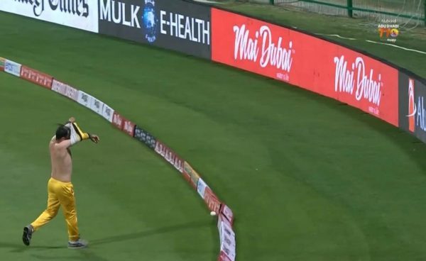 Watch – Shocking Moment As Shirtless Rohan Mustafa Fails To Stop A Boundary