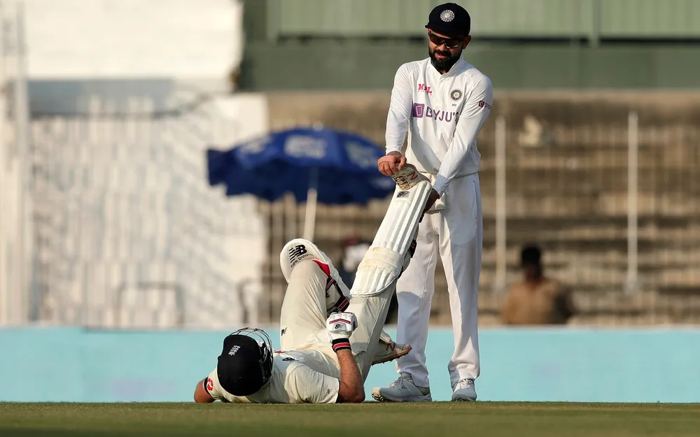 Watch: Virat Kohli Displays On-Field Sportsmanship By Helping Opposite Skipper Joe Root