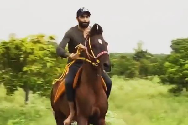 Watch – Ravindra Jadeja Sharpens His Horse-Riding Skills