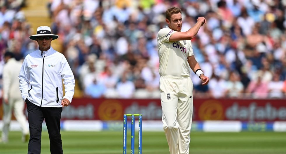 Stuart Broad Might Be At The Receiving End Of A Ban After Showing Dissent At The Umpire