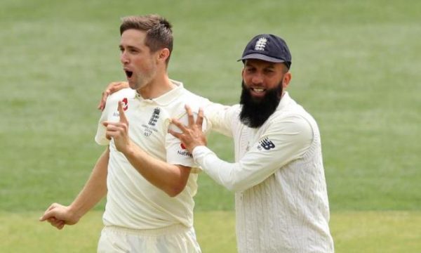 Chris Woakes reveals England apologized to Moeen Ali for the taxi sharing saga