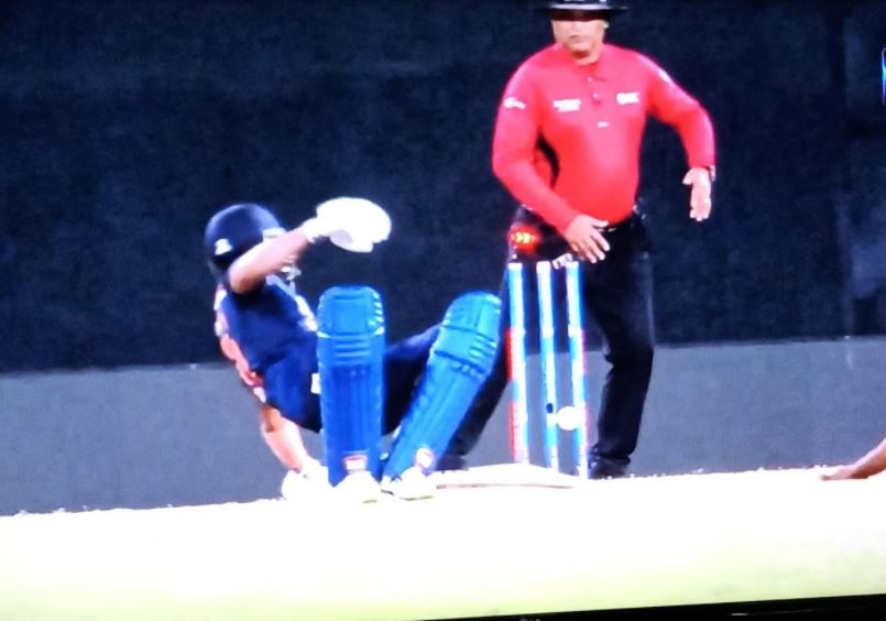 Watch: Manish Pandey Left Dejected After Unfortunate Run-Out