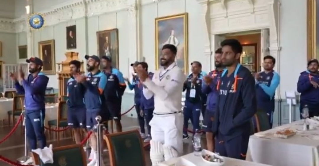 ENG vs IND 2021: Watch – Indian Cricketers Welcome Jasprit Bumrah And Mohammed Shami After Terrific Partnership