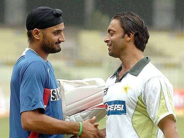“What Is The Point Of Pakistan Playing” – Harbhajan Singh Pokes Fun At Shoaib Akhtar