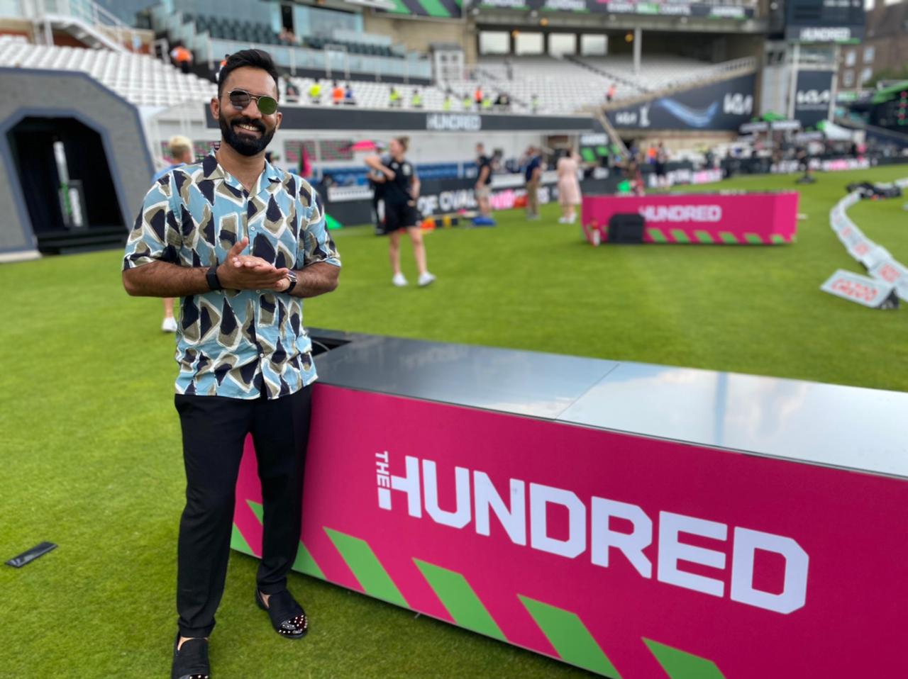 “Can I Get A Selfie” – When Michael Holding Praised Dinesh Karthik’s Style Sense