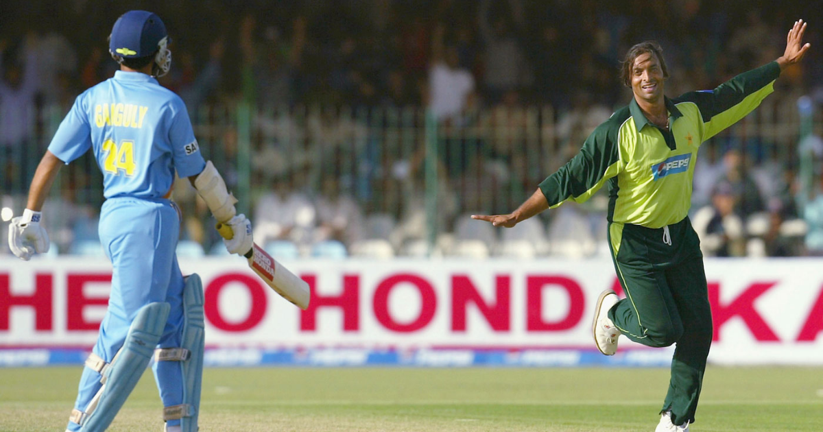 When Shoaib Akhtar Attempted To Disturb Sourav Ganguly During The Bangalore Test in 2007