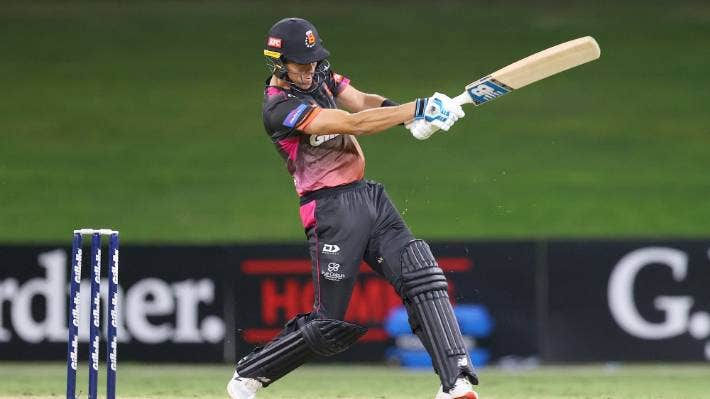 Watch – Trent Boult Hits Last-Ball Six To help Northern Knights Beat Canterbury In A Low-Scoring Thriller