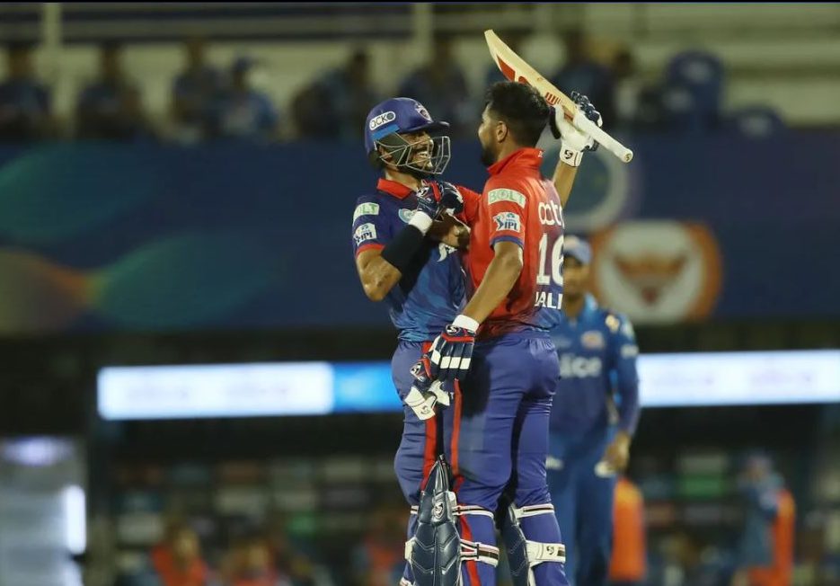 IPL 2022: “Absolute Heist” – Twitter Erupts As Axar Patel And Lalit Yadav Lead DC To Victory