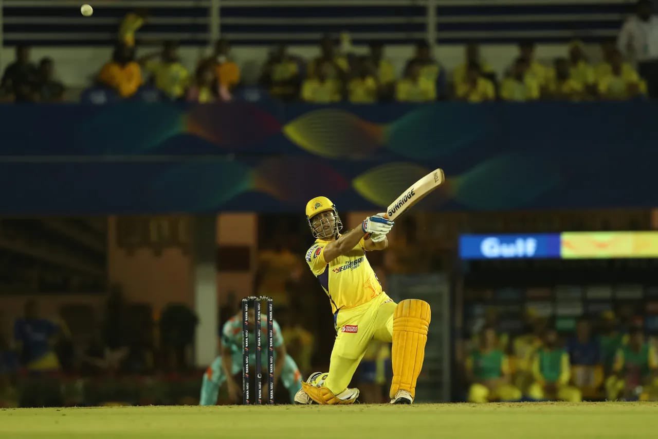 “Finisher Forever” – Twitter Reacts As MS Dhoni’s Cameo Innings Powers CSK To 210 Against LSG