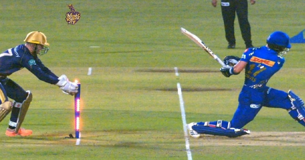 [Watch] – Smart Sam Billings Catches Dewald Brevis Short Of His Crease