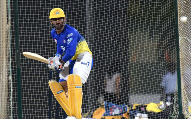 “Stop Looking At Me And Bowl” – CSK Throwdown Specialist Reveals First Meeting With MS Dhoni