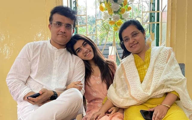 Sourav Ganguly with his family