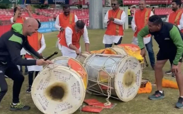 [Watch] Leicestershire Head Coach Plays Dhol After The End Of Warm-Up Game
