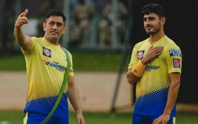 “Dhoni Tapped Me On The Shoulder”- Mukesh Choudhary Reveals IPL 2022 Experience With Chennai Super Kings