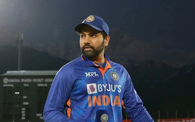 [WATCH] Rohit Sharma Spotted Boarding A Cab In Australia After Attending ICC Event