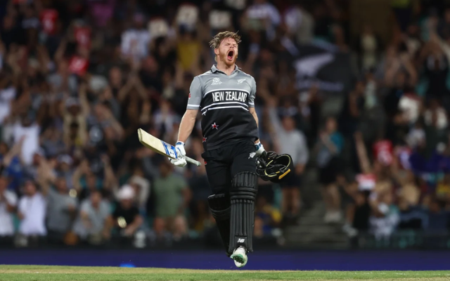 “Take A Bow, Glenn Phillips” – Fans React As New Zealand Batter Slams A Magnificent Century In Sydney