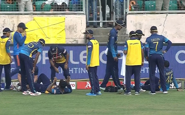 Ashen Bandara And Jeffrey Vandersay Stretchered Off Field After Collision During Third ODI Against India