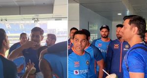 MS Dhoni meets Team India in Ranchi