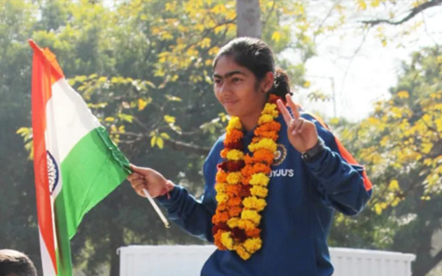 [Watch] U19 World Cup Winner Parshavi Chopra Gets Rousing Welcome From Family And Friends