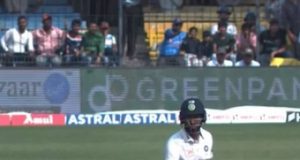 Usman Khawaja's stunning catch to dismiss Shreyas Iyer