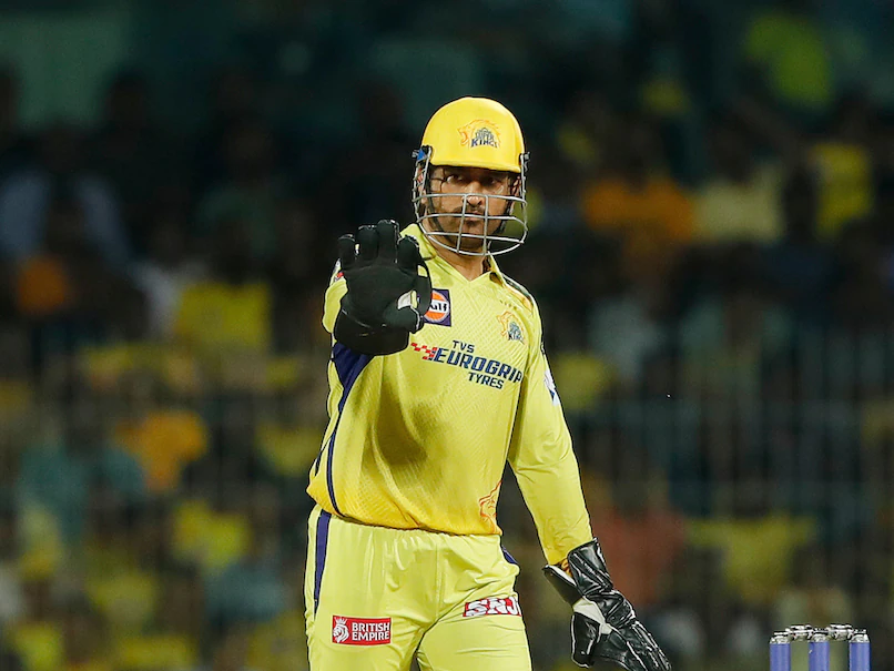 IPL 2023 [WATCH]: CSK Fans’ Special Note To MS Dhoni Before IPL Final