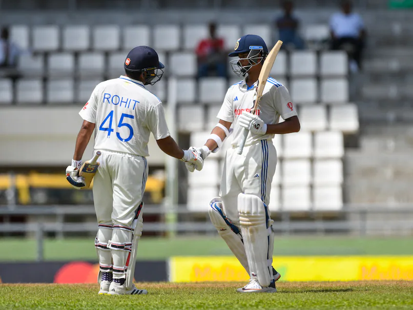 IND vs WI 1st Test: Sachin Tendulkar Congratulates Yashasvi Jaiswal On His Debut Test Century