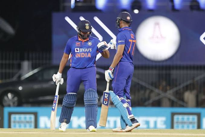 “Rohit, Shubman and Kohli – 150+ runs between the three of them” -Aakash Chopra Predicts The Outcome Of The First India vs West Indies ODI