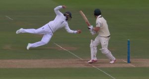 Joe Root catch to dismiss Travis Head