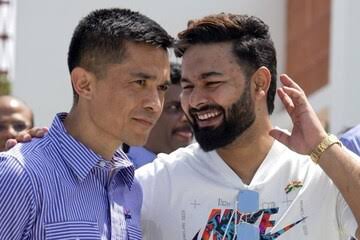 Rishabh Pant Meets With Indian Football Captain Sunil Chhetri