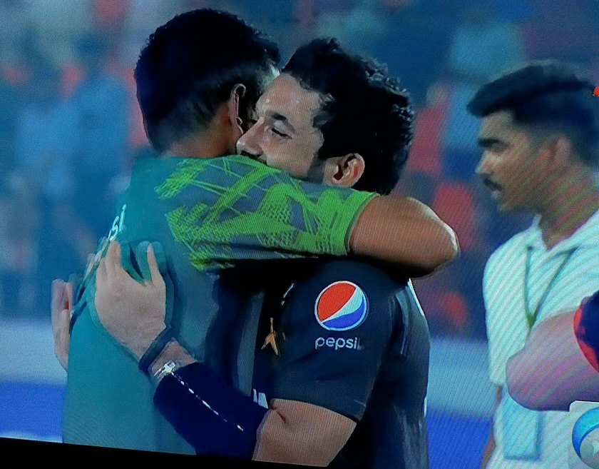 ICC Cricket World Cup 2023: [WATCH] Babar Azam Hugs Mohammad Rizwan After The Wicket-keeper’s Century Help Pakistan Win