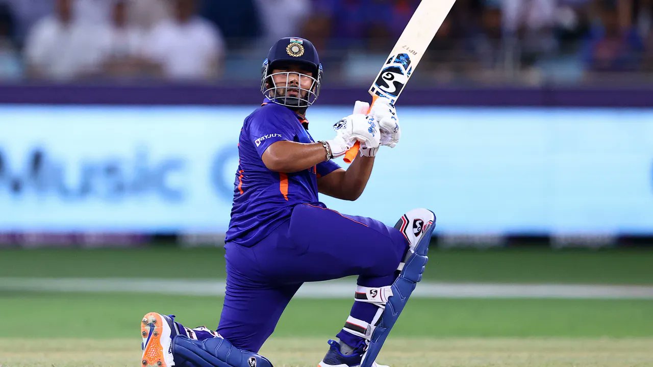 Naseer Hussain Makes A Big Statement For Rishabh Pant’s Recovery