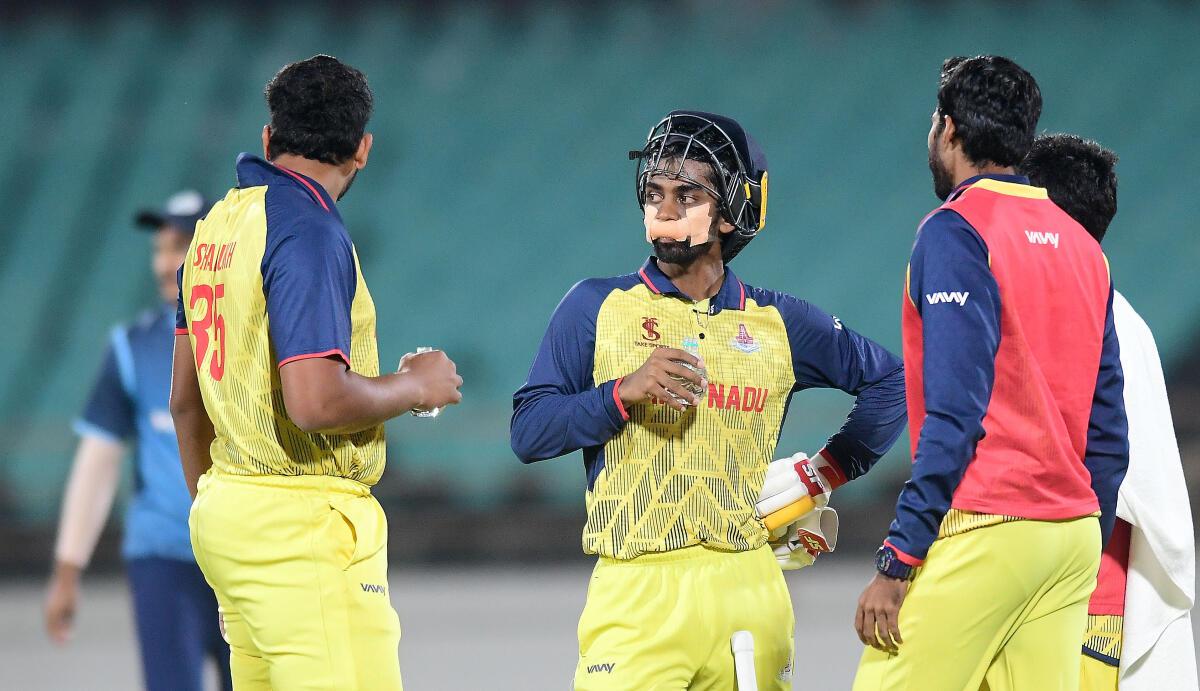 “Slipped And Fell Very Badly” – Baba Indrajith Bats With Taped Mouth During Vijay Hazare Trophy Semi-Final