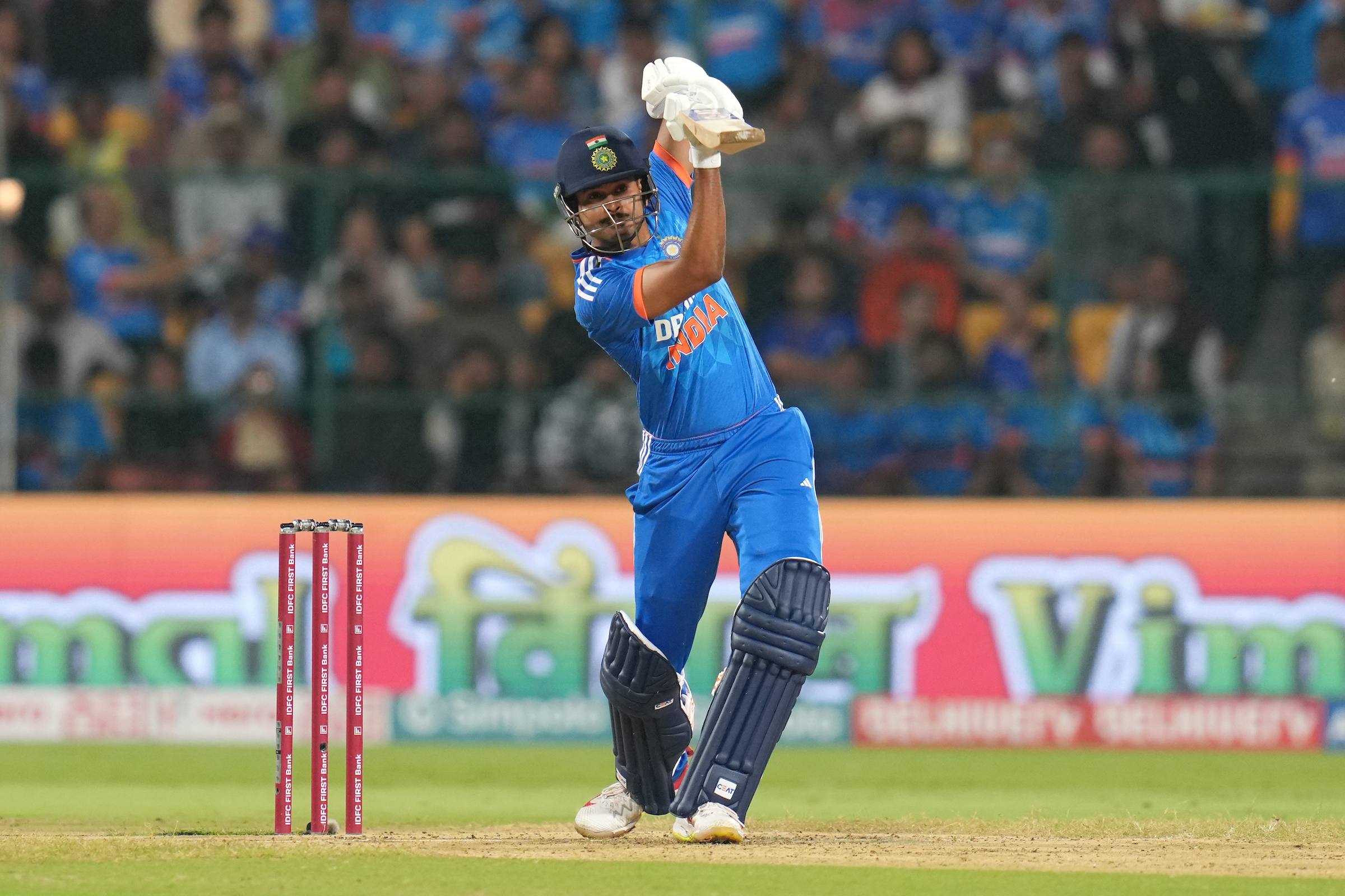 IND vs AUS: [WATCH] Shreyas Iyer Slams A Glorious Six During Fifth T20I Against Australia
