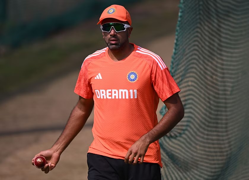“There Could Be A ‘Choutha'” -Ravi Shastri’s Comments About Ravichandran Ashwin Before The IND vs ENG Test Series