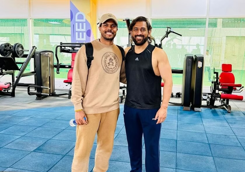 Umesh Yadav Shares Picture With MS Dhoni