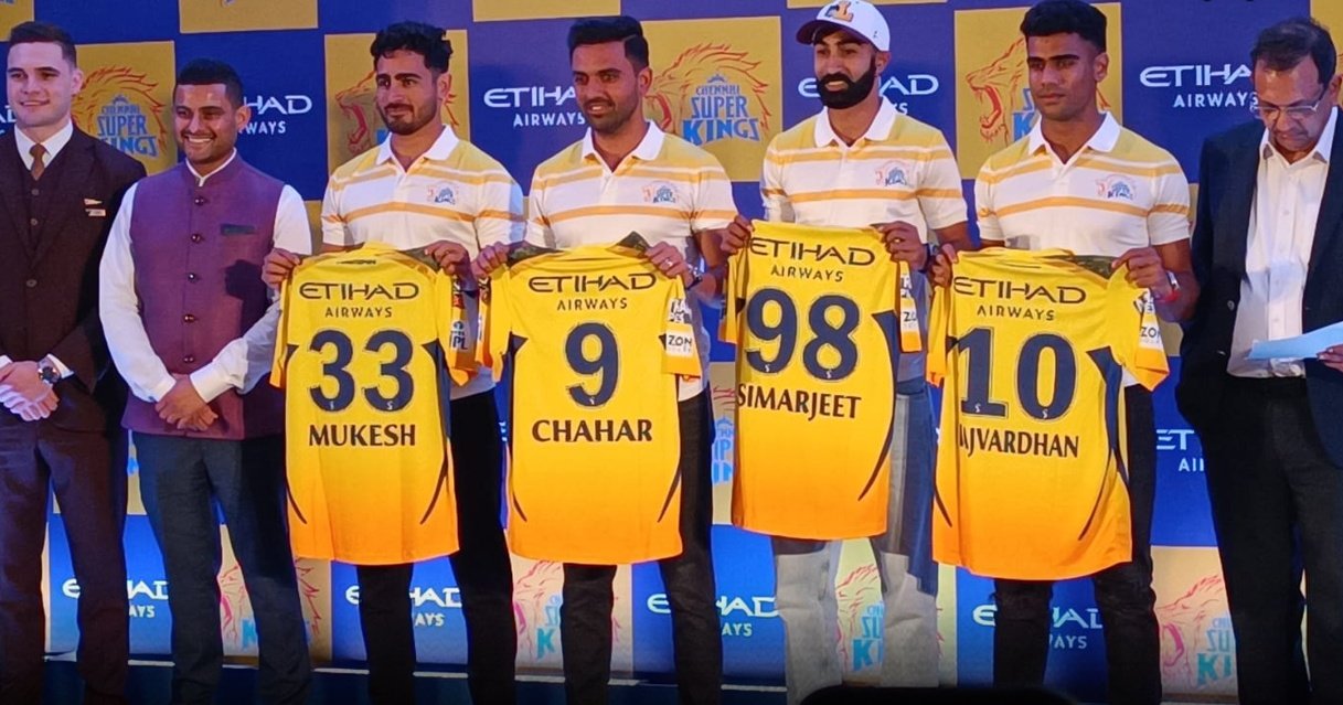 [WATCH] Etihad Airways Teams Up With Chennai Super Kings, Unveiling MS Dhoni’s Jersey In A Spectacular Way