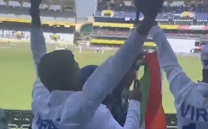 IND vs ENG: [WATCH] Stadium Fans Cheer After Successful DRS Reviews On Day 1 In Ranchi