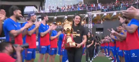 [WATCH]: Virat Kohli And Co. Give Guard Of Honour To Smriti Mandhana-Led RCB Team After WPL 2024 Win