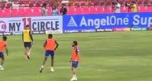 Virat Kohli Plays Football With His RCB Teammates