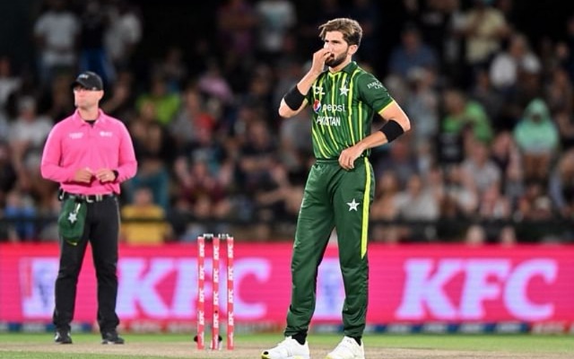 [WATCH]- Shaheen Afridi Engages In A Heated Argument With A Fan