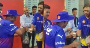 RCB welcomes MS Dhoni with a hot cup of tea