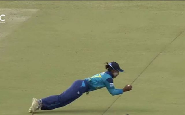 [WATCH]- Nilakshi de Silva Grabs A Stunner To Remove Harmanpreet Kaur During The Women’s Asia Cup Final