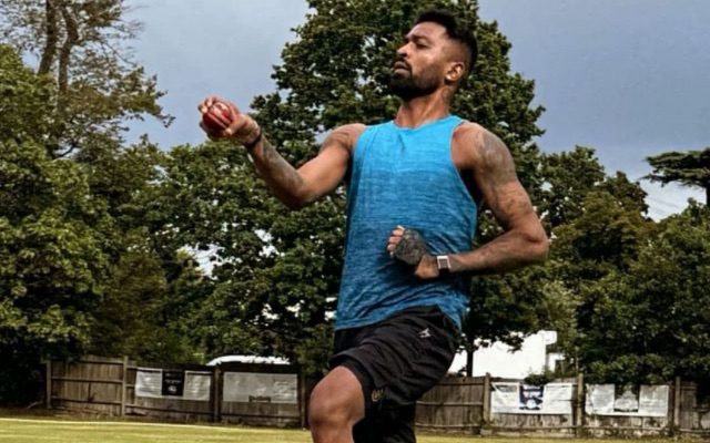 [WATCH]- Hardik Pandya Practices With The Red Ball Before The IND vs BAN 2024 Series